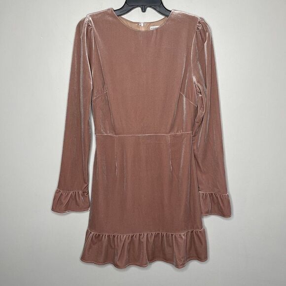 PAPER CRANE Dress Womens Medium Blush Pink Velvet Long Sleeve NEW Ruffle Trim - Picture 1 of 8